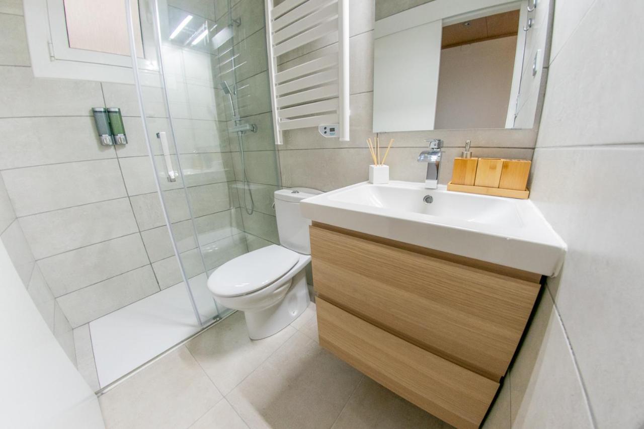 Ahllenrock Como Un Hotel, Pero Solo Para Ti Cornellà de Llobregat Zewnętrze zdjęcie