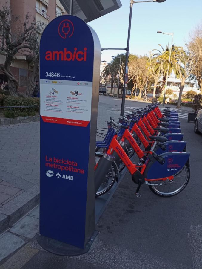 Ahllenrock Como Un Hotel, Pero Solo Para Ti Cornellà de Llobregat Zewnętrze zdjęcie